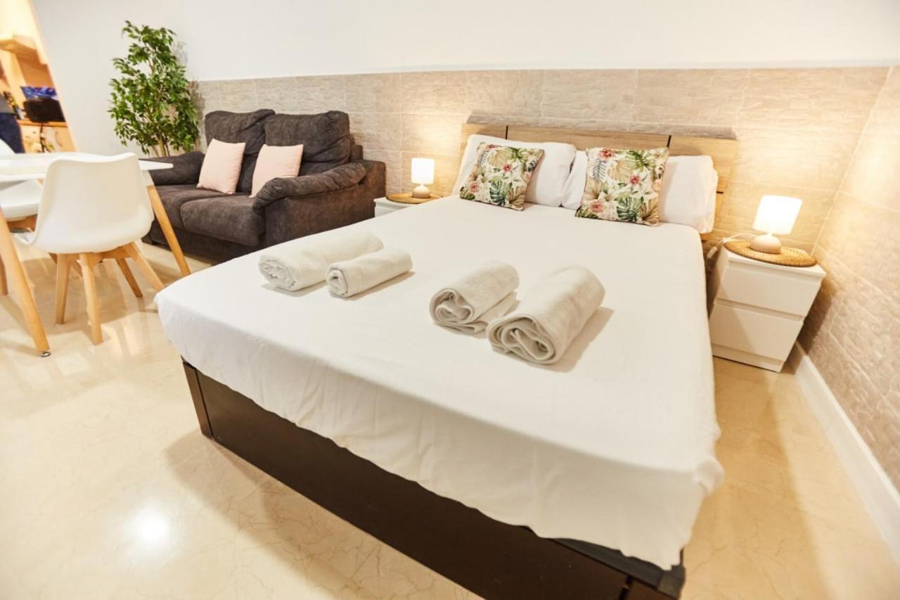 Charming House - Calm And Comfort In The Center Seville Luaran gambar