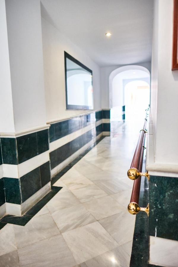Charming House - Calm And Comfort In The Center Seville Luaran gambar